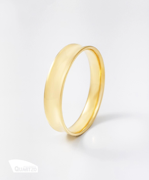Aliança de casamento com formato côncavo