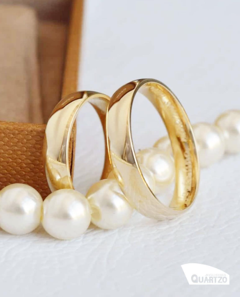 Aliança de casamento com formato abaulado