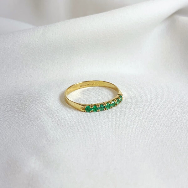 Anel Ouro 18k Meia Aliança Clássica Esmeralda - Imagem 4