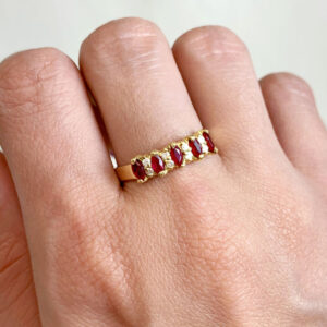 Meia Aliança Ouro 18k Rubi Navete e Diamantes