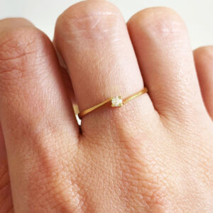 Anel Solitário Ouro 18k e Diamante