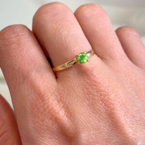 Anel Solitário Ouro 18k Peridoto Natural