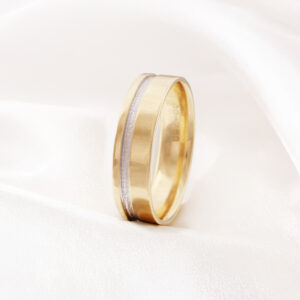 Aliança Ouro 18k com Canaleta em Ouro Branco Fosco – 5mm