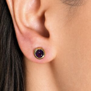 Brinco em Ouro 18k com Ametista Natural 5 mm