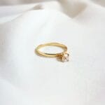 Anel Solitário em Ouro 18k com Topazio Branco Natural 4mm 3