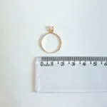 Anel Solitário em Ouro 18k com Topazio Branco Natural 4mm 5